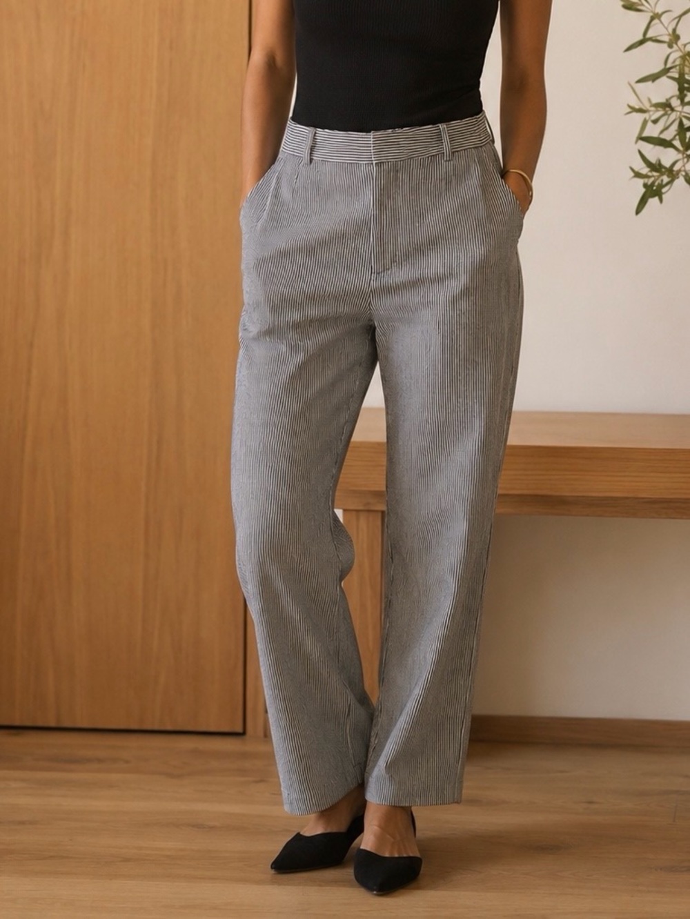 Banana Republic Sear Suckers Pinstripe Trousers Dress Pants